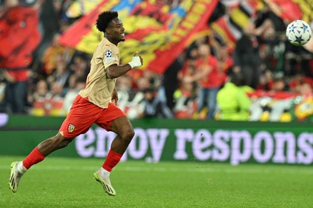 231003 RC Lens vs Arsenal Elye Wahi (9) of RC Lens pictured in action during the Uefa Champions League matchday 2 game in group B in the 2023-2024 season between Racing Club de Lens and Arsenal FC on October 3 , 2023 in Lens, France. (Photo by David Catry Isosport) LENS FRANCE  Copyright: xx 408597