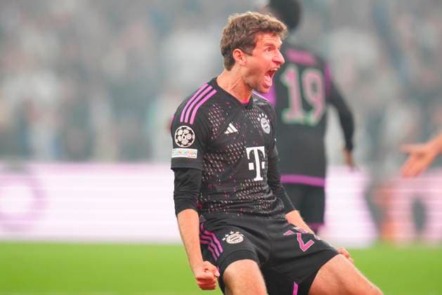 Thomas Müller of FC Bayern Munich celebrates Mathys Tels goal during the Champions League match between FC Copenhagen and FC Bayern Munich, second round in Group A, at Parken, Copenhagen, Tuesday, October 3, 2023 Photo Liselotte Sabroe Scanpix 2023 , Copenhagen Denmark  Copyright: LiselottexSabroex COP14434 spdk20231003-224146-L