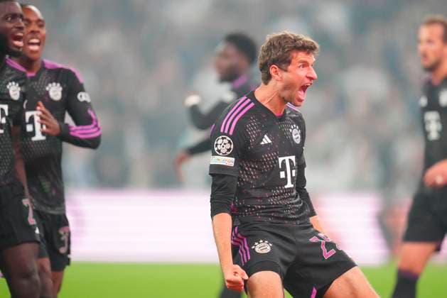 Thomas Müller of FC Bayern Munich celebrates Mathys Tels goal during the Champions League match between FC Copenhagen and FC Bayern Munich, second round in Group A, at Parken, Copenhagen, Tuesday, October 3, 2023 Photo Liselotte Sabroe Scanpix 2023 , Copenhagen Denmark  Copyright: LiselottexSabroex COP14434 spdk20231003-224215-L