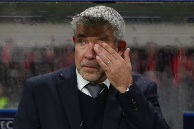 03 10 2023, xtgx, football, UEFA Champions League, 1 FC Union Berlin Sporting Braga emspor, v l Urs Fischer Union Berlin, coach disappointed, looks disappointed, dejected, disappointed DFL DFB REGULATES PROHIBIT ANY USE OF PHOTOGRAPHS as IMAGE SEQUENCES and or QUASI VIDEO Olympiastadion