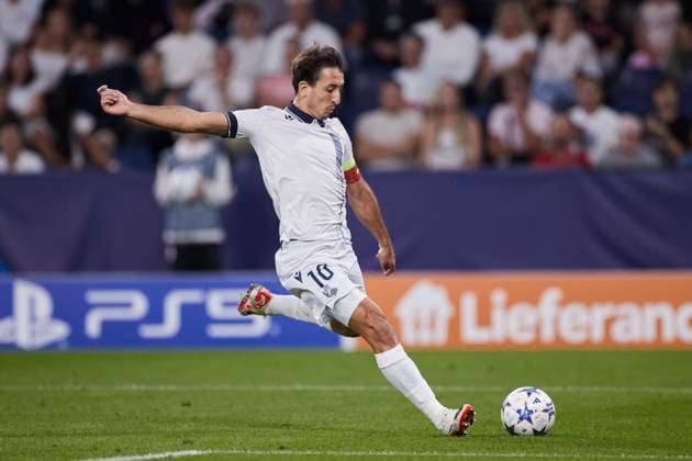 FC Red Bull Salzburg v Real Sociedad: Group D - UEFA Champions League 2023 24 Mikel Oyarzabal of Real Sociedad in action during the UEFA Champions League match between FC Red Bull Salzburg and Real Sociedad at Red Bull Arena on October 3, 2023, in Salzburg, Austria. Salzburg Red Bull Arena Salzburg Austria RL_RBSvRSO_101 Copyright: xRicardoxLarreinax