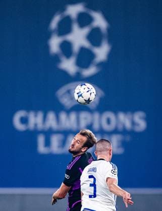231003 Harry Kane of Bayern Munich and Denis Vavro of Copenhagen during the UEFA Champions League football match between FC Copenhagen and Bayern Munich on October 3, 2023 in Copenhagen Photo Petter Arvidson BILDBYRAN kod PA PA0658 fotboll football soccer fotball champions league fc copenhagen bayern münchen bbeng Bayern Munich fc köpenhamn  Copyright: PETTERxARVIDSON BB231003PA237