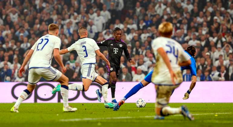 03 10 2023, Football UEFA Champions League 2023 2024, Group stage, Matchday 2, FC Copenhagen FC Bayern Munich, at Parken Stadion Copenhagen Goal to 1 2, Scorer Mathys Tel Bayern Munich DFL and DFB regulations prohibit any use of photographs as image sequences and or quasi video