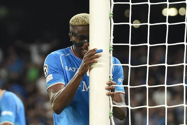 Sport Bilder des Tages UEFA Champions League football match - SSC Napoli vs Real Madrid FC Victor Osimen of SSC Napoli he despairs during the Uefa Champions League between SSC Napoli vs Real Madrid FC at Diego Armando Maradona Stadium Naples Italy  Copyright: xIPAxSport ABACAx BRIPASport20231004_141 IPAxSport ABACAx BRIPASport20231004_141
