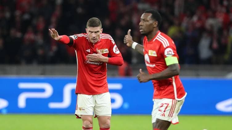 Robin Gosens pointing, gesturing Sheraldo Becker Sport Football Soccer UEFA Champions League UCL Men 2 Matchday Season 2023 2024 03 10 2023 1 FC Union Berlin FCU vs SC Braga Olympiastadion DFL regulations prohibit any use of photographs as image sequences and or quasi video