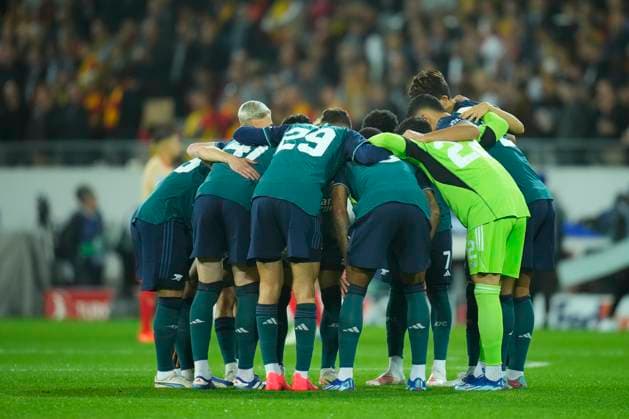 October 3, 2023, Lens, France: Arsenal team is gathered prior the kick off of the Champions League pool game between Lens and Arsenal at Stade Felix Bollaert on October 3, 2023 in Lens, France. Lens France - ZUMAg253 20231003_zip_g253_007 Copyright: xGlennxGervotx