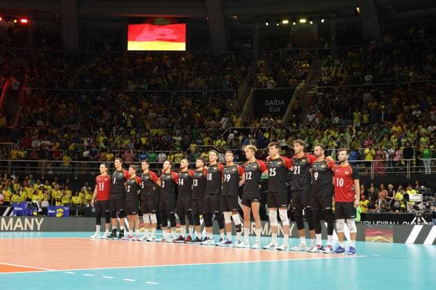 Volleyball, Olympia Quali, Brasilien - Deutschland Pré Olímpico de Vôlei Brasil x Alemanha RIO DE JANEIRO, RJ - 03.10.2023: PRÉ OLÍMPICO DE VÔLEI BRASIL X ALEMANHA - The Brazilian volleyball team returned to the Maracanãzinho court, in Rio de Janeiro, on Tuesday night (3) to face the German team, in the third round of Group A of the Men& 39;s Pre-Olympic Volleyball Tournament in search of qualification for the Paris 2024 Olympic Games, Olympische Spiele, Olympia, OS It is worth remembering that only the top two in each group guarantee classification. (Photo: Lorando Labbe Fotoarena) x2443004x  LorandoxLabbe