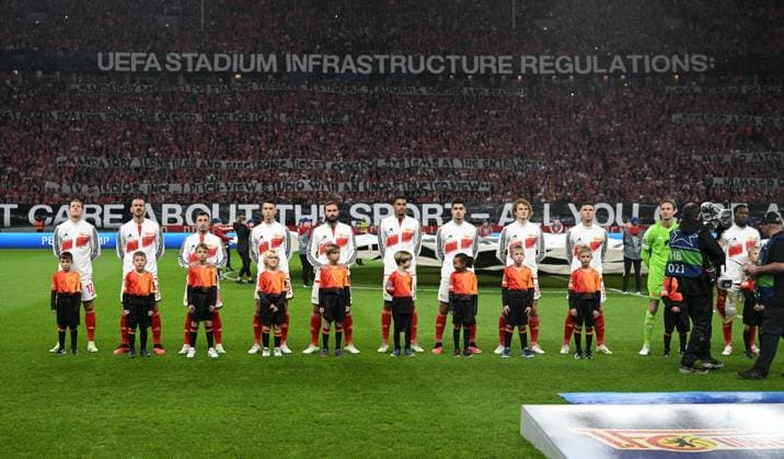 Football, Men, 2023 2024 season, UEFA Champions League Group C, Matchday 2 , 1 FC Union Berlin Sporting Braga 2 3 , Union fans protest against UEFA and its specifications for the infrastructure for the Champions League, front f l Kevin Behrens 1 FC Union Berlin , Leonardo Bonucci 1 FC Union Berlin , Josip Juranovic 1 FC Union Berlin , Janik Haberer 1 FC Union Berlin , Lucas Tousart 1 FC Union Berlin , Danilho Doekhi 1 FC Union , Diogo Leite 1 FC Union Berlin , Alex Kral 1 FC Union Berlin , Robin Gosens 1 FC Union , goalkeeper Frederik Rönnow 1 FC Union , Sheraldo Becker 1 FC Union , 03 10 2023, Copyright: xMatthiasxKochx