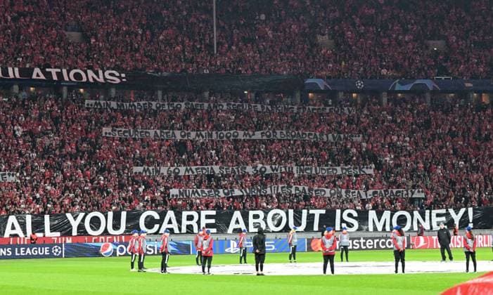 Football, Men, 2023 2024 season, UEFA Champions League Group C, Matchday 2 , 1 FC Union Berlin Sporting Braga 2 3 , Union fans protest UEFA and its specifications for the infrastructure for the Champions League, All you care about is money, 03 10 2023, Copyright: xMatthiasxKochx