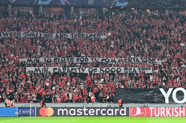 Football, Men, 2023 2024 season, UEFA Champions League Group C, Matchday 2 , 1 FC Union Berlin Sporting Braga 2 3 , Union fans protest UEFA and its specifications for the infrastructure for the Champions League, 03 10 2023, Copyright: xMatthiasxKochx