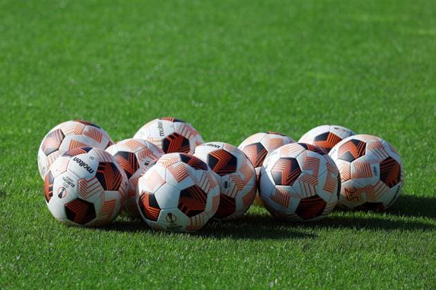 Freiburg, Germany 04 October 2023 1 BL 2023 2024 SC Freiburg training In the picture MOLTEN soccer Europa League match balls on the lawn during final training Baden Württemberg training ground. Copyright: xFotostandx xHettichx