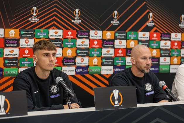 SOSNOWIEC 04.10.2023 LIGA EUROPY STURM GRAZ KONFERENCJA PRASOWA UEFA EUROPA LEAGUE STURM GRAZ press conference, PK, Pressekonferenz SZYMON WLODARCZYK CHRISTIAN ILZER FOT. MICHAL CHWIEDUK FOKUSMEDIA.COM.PL NEWSPIX.PL --- Newspix.pl  231004CHW028