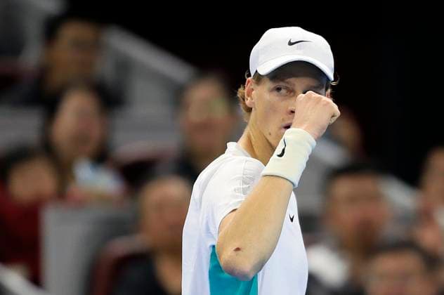(231004) -- BEIJING, Oct. 4, 2023 -- Italy s Jannik Sinner celebrates during the men s singles final between Italy s Jannik Sinner and Russia s Daniil Medvedev at 2023 China Open tennis tournament in Beijing, capital of China, Oct. 4, 2023. ) (SP)CHINA-BEIJING-TENNIS-CHINA OPEN-MEN S SINGLES-FINAL (CN) LuoxYuan 
