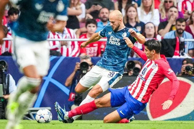 UEFA Champions League: Atletico Madrid v Feyenoord Madrid - Gernot Trauner of Feyenoord, Alvaro Morata of Atletico Madrid during the 2nd leg of the UEFA Champions League group stage between Atletico Madrid v Feyenoord at Estadio Metropolitano on 4 October 2023 in Madrid, Spain. Copyright: xTomxBodex