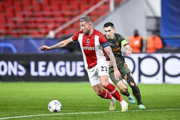 Antwerp s Toby Alderweireld and Shakhtar s Taras Stepanenko pictured in action during a soccer game between Belgian soccer team Royal Antwerp FC and Ukrainian club Shakhtar Donetsk, on Wednesday 04 October 2023 in Antwerp, on day two of the Champions League group stage, in the group H. TOM GOYVAERTS TomxGoyvaerts  x76284366x