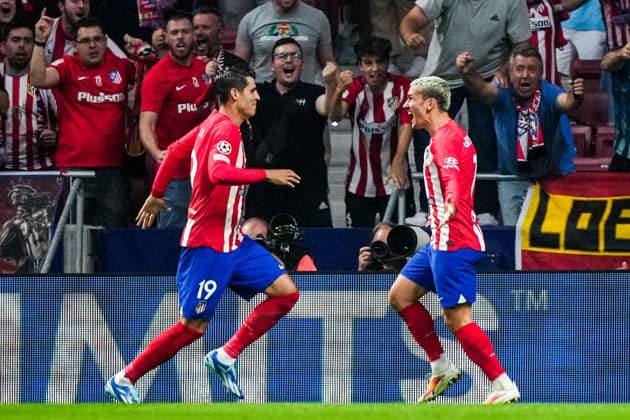 UEFA Champions League: Atletico Madrid v Feyenoord Madrid - Alvaro Morata of Atletico Madrid, Antoine Griezmann of Atletico Madrid celebrate the 3-2 during the 2nd leg of the UEFA Champions League group stage between Atletico Madrid v Feyenoord at Estadio Metropolitano on 4 October 2023 in Madrid, Spain. Copyright: xTomxBodex
