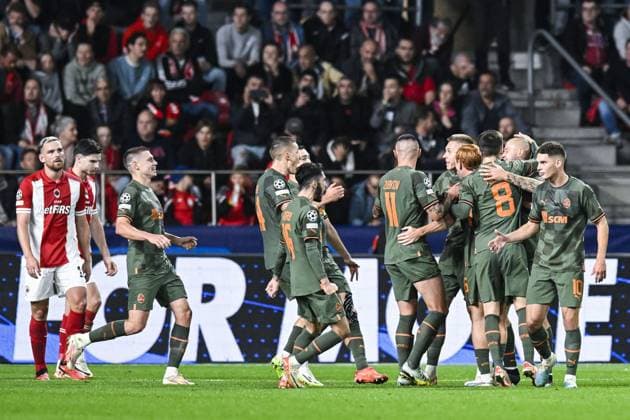Shakhtar s Yaroslav Rakitskyi celebrates after scoring during a soccer game between Belgian soccer team Royal Antwerp FC and Ukrainian club Shakhtar Donetsk, on Wednesday 04 October 2023 in Antwerp, on day two of the Champions League group stage, in the group H. TOM GOYVAERTS TomxGoyvaerts  x76290997x