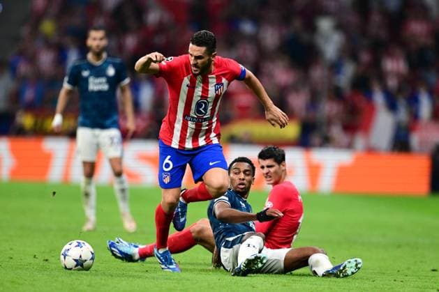 MADRID - (l-r) Koke of Atletico Madrid, Quinten Timber of Feyenoord during the UEFA Champions League match between Atletico Madrid and Feyenoord Rotterdam at Estadio Metropolitano on October 4, 2023 in Madrid, Spain. ANP OLAF KRAAK UEFA Champions League 2023 24 2023 2024 xVIxANPxSportx xxANPxIVx 480236427 originalFilename: 480236427.jpg