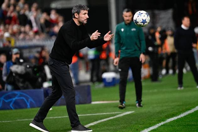 Royal Antwerp FC v FC Shakhtar Donetsk - UEFA Champions League DEURNE, BELGIUM - OCTOBER 04 : Van Bommel Mark head coach of Antwerp FC during the UEFA Champions League group H match between Royal Antwerp FC and FC Shakhtar Donetsk on October 4, 2023 in Deurne, Belgium, 04 10 2023 Deurne Belgium  Copyright: xPeterxDexVoechtx