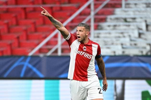 231004 Royal Antwerp FC vc FK Shakhtar Donetsk Toby Alderweireld of Antwerp pictured during a football game between Royal Antwerp FC and FK Shakhtar Donetsk on day 2 in Group H of the UEFA Champions League season 2023-2024 competition on October 4, 2023 in Antwerp, Belgium. (Photo by Maarten Straetemans Isosport) ANTWERP BELGIUM  Copyright: xx 408897