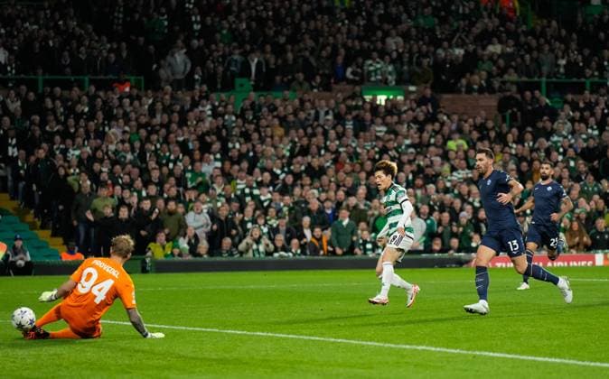 EDITORIAL USE ONLY No use with unauthorised audio, video, data, fixture lists, club league logos or live services. Online in-match use limited to 120 images, no video emulation. No use in betting, games or single club league player publications. Celtic v Lazio, UEFA Champions League, Group E, Football, Celtic Park, Glasgow, UK - 04 Oct 2023 EDITORIAL USE ONLY No use with unauthorised audio, video, data, fixture lists, club league logos or live services. Online in-match use limited to 120 images, no video emulation. No use in betting, games or single club league player publications.  Copyright: xStuartxWallace Shutterstockx 14134539d