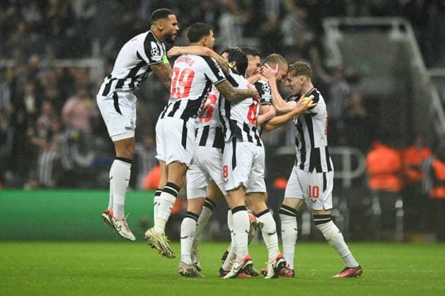 EDITORIAL USE ONLY No use with unauthorised audio, video, data, fixture lists, club league logos or live services. Online in-match use limited to 120 images, no video emulation. No use in betting, games or single club league player publications. Newcastle United v Paris Saint Germain, UEFA Champions League, Group F, Football, St James Park, Newcastle, UK - 04 Oct 2023 EDITORIAL USE ONLY No use with unauthorised audio, video, data, fixture lists, club league logos or live services. Online in-match use limited to 120 images, no video emulation. No use in betting, games or single club league player publications. Copyright: xRichardxLee Shutterstockx 14134540ap