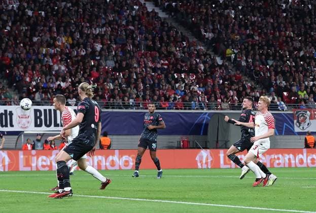 EDITORIAL USE ONLY No use with unauthorised audio, video, data, fixture lists, club league logos or live services. Online in-match use limited to 120 images, no video emulation. No use in betting, games or single club league player publications. RB Leipzig v Manchester City, UEFA Champions League, Group G, Football, Red Bull Arena, Leipzig, Germany - 04 Oct 2023 EDITORIAL USE ONLY No use with unauthorised audio, video, data, fixture lists, club league logos or live services. Online in-match use limited to 120 images, no video emulation. No use in betting, games or single club league player publications. Copyright: xMichaelxZemanek Shutterstockx 14134541n