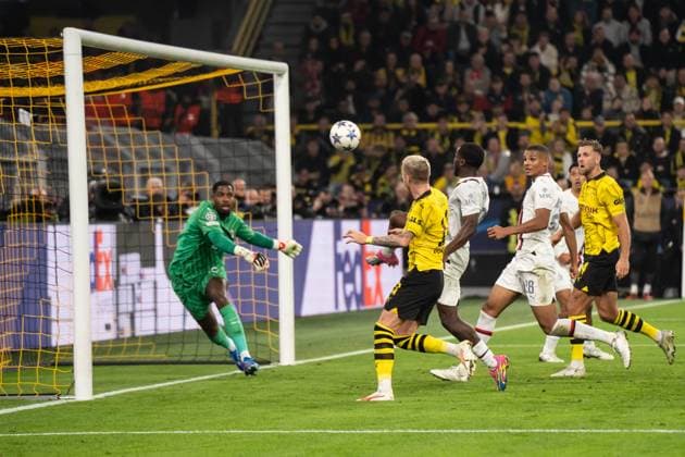 GER, Champions League BV Borussia Dortmund vs AC Milan Milan 04 10 2023, Signal Iduna Park, Dortmund, GER, Champions League BV Borussia Dortmund vs AC Milan Milan In picture Goal chance of Marco Reus BV Borussia Dortmund, 11 nordphotoxGmbHxx xChristianxSchulze nph000300