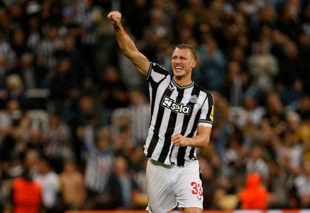 Newcastle United FC v Paris Saint-Germain: Group F - UEFA Champions League 2023 24 Dan Burn of Newcastle United celebrates his goal during the UEFA Champions League match between Newcastle United and Paris Saint-Germain at St. James Park on October 4, 2023 in Newcastle Upon Tyne, England. Newcastle St. James Park England United Kingdom Copyright: xRichardxSellers Sportsphoto APLx 13956124