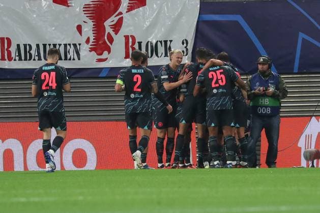 04 10 2023, xgox, football UEFA Champions League, RB Leipzig Manchester City emspor, v l cheers after 0 1 by Phil Foden Manchester City, 47 DFL DFB REGULATES PROHIBIT ANY USE OF PHOTOGRAPHS as IMAGE SEQUENCES and or QUASI VIDEO Leipzig.