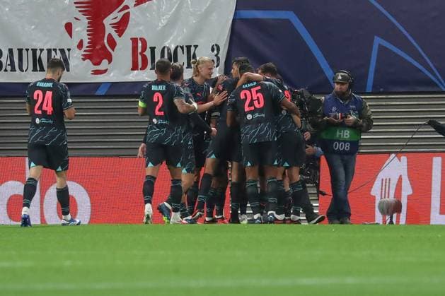 04 10 2023, xgox, football UEFA Champions League, RB Leipzig Manchester City emspor, v l cheers after 0 1 by Phil Foden Manchester City, 47 DFL DFB REGULATES PROHIBIT ANY USE OF PHOTOGRAPHS as IMAGE SEQUENCES and or QUASI VIDEO Leipzig.