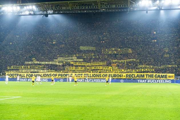 UEFA Champions League, Borussia Dortmund AC Milan, 04 10 2023 Dortmund fans with some banners , UEFA Champions League, Borussia Dortmund AC Milan, 2 group match, on 4 10 2023, Signal Iduna Park, Dortmund UEFA regulations prohibit any use of photographs as image sequences and or quasi video Copyright: xBEAUTIFULxSPORTS Meuselx