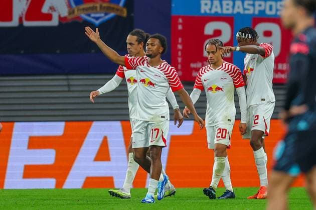 RB Leipzig Manchester City Champions League Leipzig, 04 10 2023, Red Bull Arena, football, men, season 2023 2024, UEFA Champions League, group stage, matchday 2 , RB Leipzig Manchester City , In the picture goal for Leipzig, goal celebration after the 1 1, goal scorer Lois Openda 17, RB Leipzig ,
