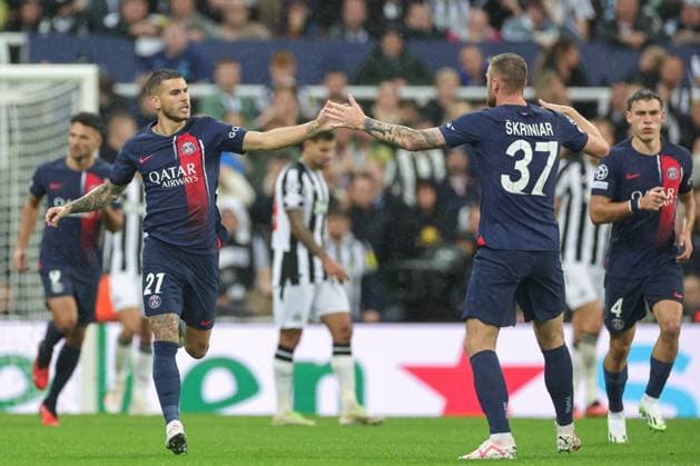 UEFA Champions League Newcastle United v Paris Saint-Germain Lucas Hernandez 21 of Paris Saint-Germain celebrates his goal to make it 3-1 during the UEFA Champions League match Newcastle United vs Paris Saint-Germain at St. James s Park, Newcastle, United Kingdom, 4th October 2023 (Photo by Mark Cosgrove News Images) Newcastle St. James s Park Tyne and Wear United Kingdom Copyright: xMarkxCosgrove NewsxImagesx