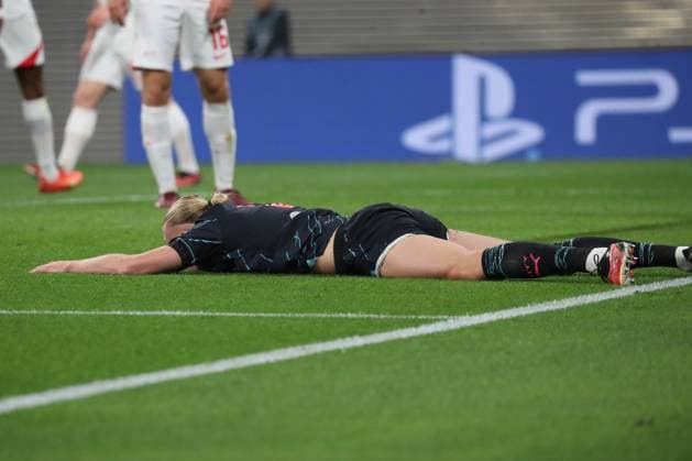 04 10 2023, xgox, football UEFA Champions League, RB Leipzig Manchester City emspor, v l Erling Haarland Manchester City, 9 disappointed, looks disappointed, dejected, disappointed DFL DFB REGULATES PROHIBIT ANY USE OF PHOTOGRAPHS as IMAGE SEQUENCES and or QUASI VIDEO Leipzig