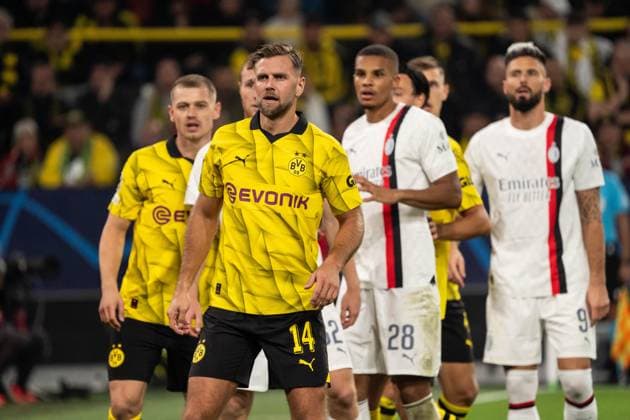 GER, Champions League BV Borussia Dortmund vs AC Milan Milan 04 10 2023, Signal Iduna Park, Dortmund, GER, Champions League BV Borussia Dortmund vs AC Milan Milan In picture Niclas Füllkrug BV Borussia Dortmund, 14 Malick Thiaw AC Milan Milan, 28 Olivier Giroud AC Milan Milan, 9 nordphotoxGmbHxx xChristianxSchulze nph000300