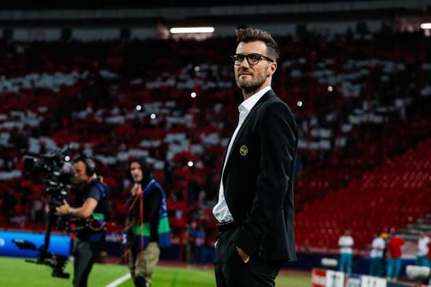 BELGRADE, SERBIA OCTOBER 4 head coach Raphael Wicky of Young Boys during the UEFA Champions League Group Stage Group G match between FK Crvena zvezda and Young Boys at Stadion Rajko Mitic on October 4, 2023 in Belgrade, Serbia Belgrade Stadion Rajko Mitic Serbia Copyright: xJustPictures.ch NikolaxKrsticx jp-en-EuSpIm-_G8I2758 20231004