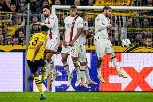 DORTMUND - Free kick by Emre Can of Borussia Dortmund during the UEFA Champions League match between Borussia Dortmund and AC Milan at Signal Iduna Park on October 4, 2023 in Dortmund, Germany. ANP Hollandse Hoogte UEFA Champions League 2023 24 2023 2024 xVIxANPxSportx xGerritxvanxKeulenxIVx 480249171 originalFilename: 480249171.jpg