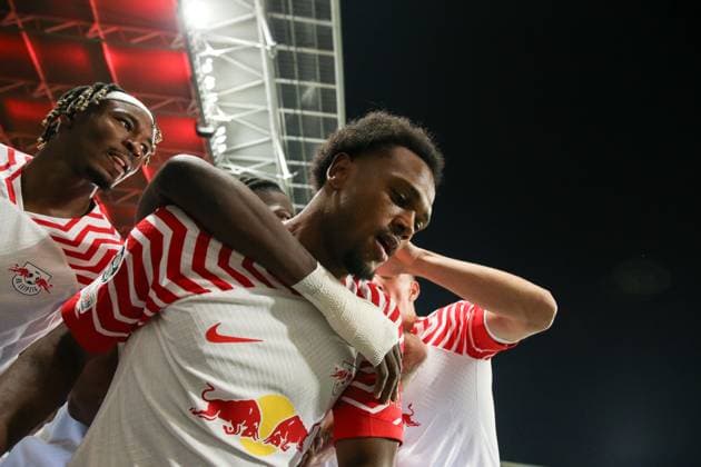 Goal celebration scorer Lois Openda RB Leipzig,17 scores to 1 1 Champions League season 2023 2024 Group G RB Leipzig vs Manchester City at Red Bull Arena in Leipzig action,football,Germany,man,men,04 10 2023