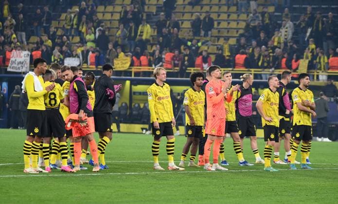 BVB players after the match 04 10 2023, football champions league, season 2023 2024, preliminary round, 2 matchday, Borussia Dortmund AC Milan Dortmund Signal Iduna Park Nordrhein Westfalen Germany Team2