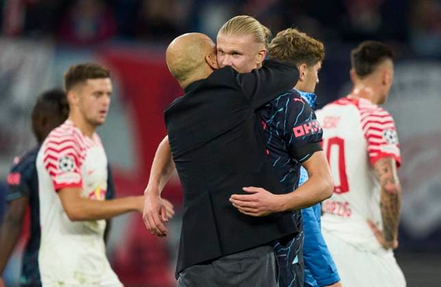 Pep GUARDIOLA , MANCITY Trainer celebrate with Erling Haaland, MANCITY 9 after the group G stage match RB LEIPZIG - MANCHESTER CITY of football UEFA Champions League in season 2023 2024 in Leipzig, Oct 4, 2023. Gruppenphase, , RBL, Red Bull