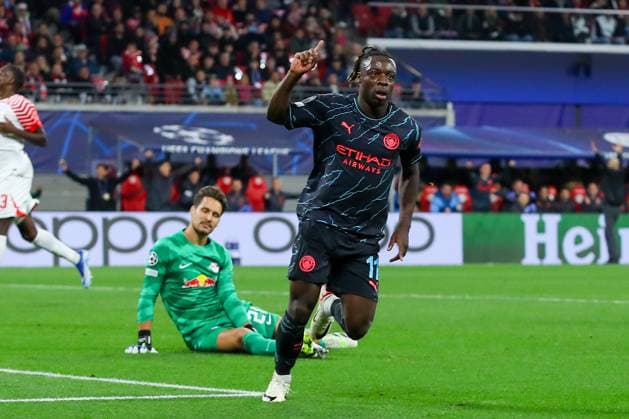 RB Leipzig Manchester City Champions League Leipzig, 04 10 2023, Red Bull Arena, football, men, season 2023 2024, UEFA Champions League, group stage, matchday 2 , RB Leipzig Manchester City 1 3 0 1 , In the picture goal for Manchester, goal celebration after the 1 3, goal scorer Jeremy Doku 11, Manchester ,