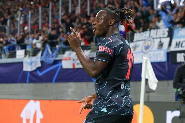 RB Leipzig Manchester City Champions League Leipzig, 04 10 2023, Red Bull Arena, football, men, season 2023 2024, UEFA Champions League, group stage, matchday 2 , RB Leipzig Manchester City 1 3 0 1 , In the picture goal for Manchester, goal celebration after the 1 3, goal scorer Jeremy Doku 11, Manchester ,