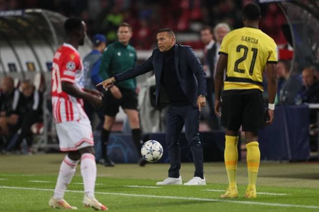 Fußball, CL, Roter Stern Belgrad - BSC Young Boys Bern CRVENA ZVEZDA vs YOUNG BOYS BARAK BACHAR coach of football players of Crvena zvezda, at the match of UEFA Champions League against Young Boys, at stadium Rajko Mitic. Belgrade, 04.10.2023. foto: MN Press FOOTBALL, UEFA CHAMPIONS LEAGUE, CRVENA ZVEZDA vs YOUNG BOYS Belgrade Stadium Rajko Mitic Serbia Copyright: xMarkoxMetlasx xMNxPressx