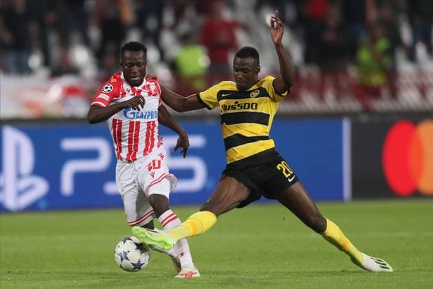 Fußball, CL, Roter Stern Belgrad - BSC Young Boys Bern CRVENA ZVEZDA vs YOUNG BOYS OSMAN BUKARI vs CHEIKH NIASSE football Crvena zvezda, at the match of UEFA Champions League against Young Boys, at stadium Rajko Mitic. Belgrade, 04.10.2023. foto: MN Press FOOTBALL, UEFA CHAMPIONS LEAGUE, CRVENA ZVEZDA vs YOUNG BOYS Belgrade Stadium Rajko Mitic Serbia Copyright: xMarkoxMetlasx xMNxPressx