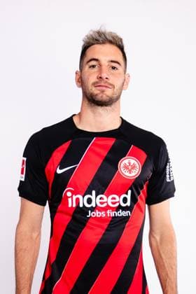 Lucas Alario (Eintracht Frankfurt), Fussball, GER, 1. BL, Saison 2023 2024, Porträt, Porträttermin, Studio, Shooting, Studioshooting Copyright EintrachtFrankfurt MartinOhnsorge
