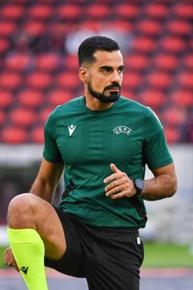 Football Europa League group stage match 02 23 24 SC Freiburg vs West Ham United 05 10 2023 Referee Mohammed Al Hakim SWE during warm up Football Europa League group stage match 02 SC Freiburg vs West Ham United on Thursday, October 05, 2023 at Europa Park Stadium in Freiburg im Breisgau, Germany Copyright: xBEAUTIFULxSPORTS GerdxGruendlx