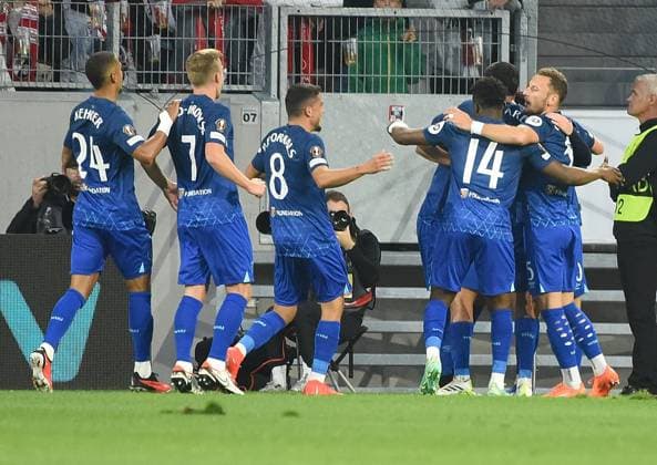 05 10 2023, xhbx, football UEFA Europa League, SC Freiburg West Ham United emspor, v l goal celebration, celebrate the goal 0 1 by Lucas Paqueta West Ham United DFL DFB REGULATES PROHIBIT ANY USE OF PHOTOGRAPHS as IMAGE SEQUENCES and or QUASI VIDEO Freiburg