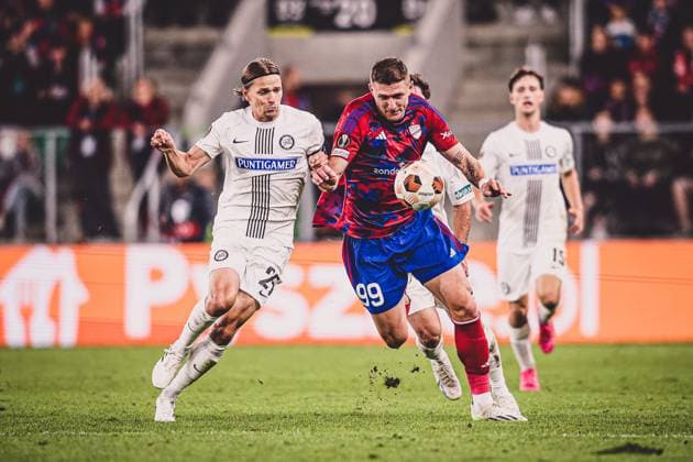 SOSNOWIEC 05.10.2023 MECZ 2. KOLEJKA GRUPA D LIGA EUROPY SEZON 2023 24: RAKOW CZESTOCHOWA - STURM GRAZ --- UEFA EUROPA LEAGUE GROUP D MATCH: FABIAN PIASECKI FOT. JAKUB ZIEMIANIN 400mm.pl NEWSPIX.PL --- Newspix.pl  20231005_IMG_1170