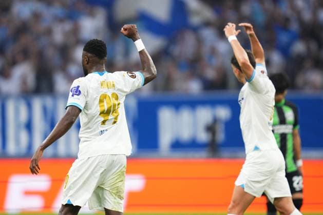 FRA: Olympique Marseille v Brighton Hove Albion. UEFA Europa league. Group B. Date 2 Chancel Mbemba of Olympique Marseille celebrates after scoring the opening goal during the UEFA Europa League match between Olympique Marseille and of Brighton Hove Albion, Group B, date 2, played at Stade Velodrome on October 5, 2023 in Marseille, France. Copyright: xBaguxBlancox xPRESSINPHOTOx PS_231005_522